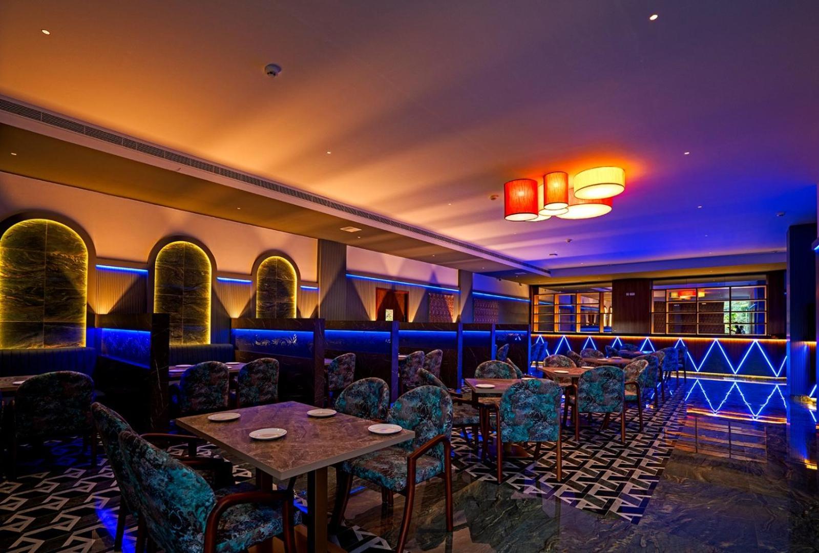 Hotel Grand Avenue Pambadi Dış mekan fotoğraf